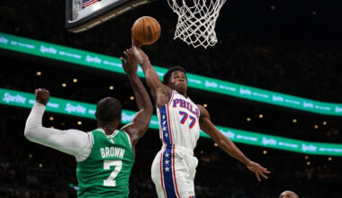 ''76ers'' pirmgadnieks raksta vēsturi un gremdē ''Celtics'', Jannim 37+14, ''Knicks'' pieveic Cavs – Basketbols – Sportacentrs.com