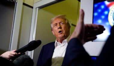 “Es vēlētos, lai Ķīna mums palīdzētu,” Tramps pauž pirms gaidāmās tikšanās ar Dzjiņpinu