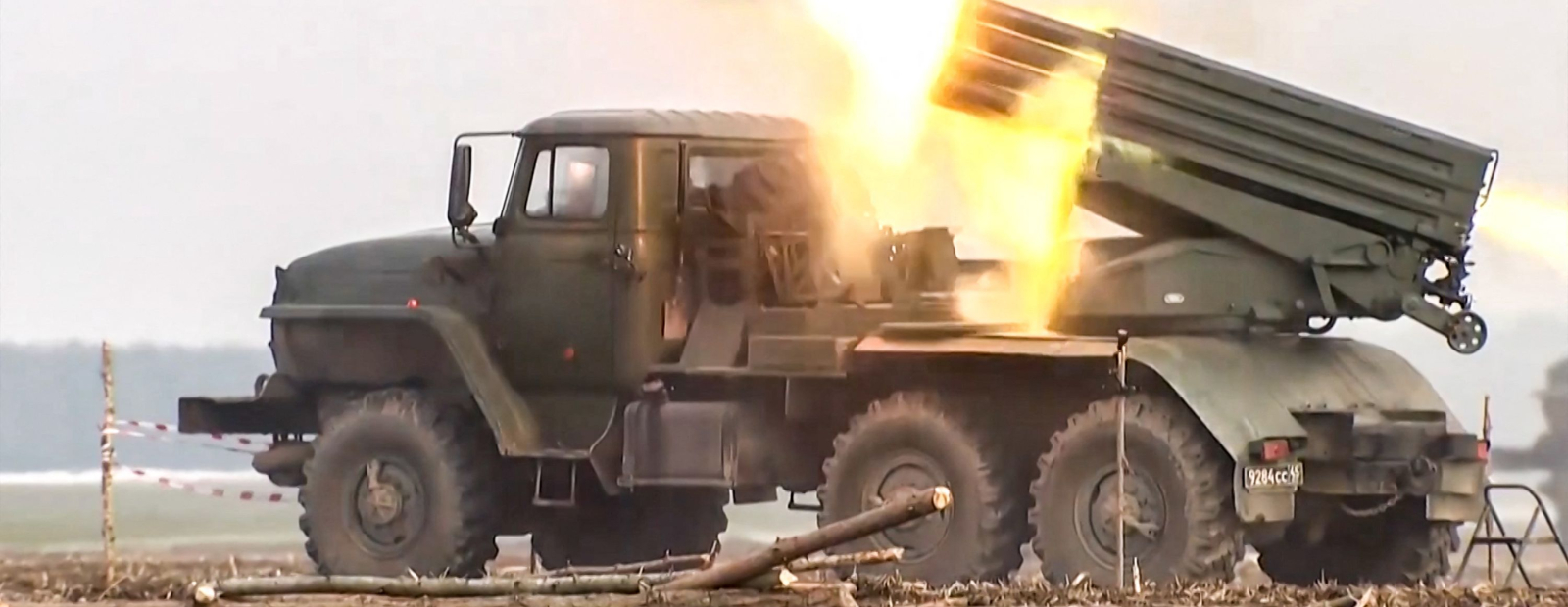 Uguns pārtraukšana Ukrainā ļaus krieviem pārdislocēt armiju uz robežu ar NATO / Diena