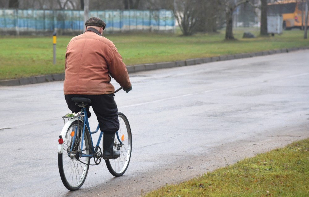 Lietus, sniegs, sals? Sinoptiķi atklāj, kāds laiks gaidāms līdz mēneša beigām