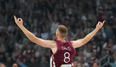 Novembra jubilāri: Iepazīsties ar slavenajiem latviešiem, kuri svin dzimšanas dienu patriotu mēnesī