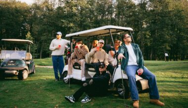 Deniss izdod minialbumu “Plejādes” un videoklipu “Pasēdēt”