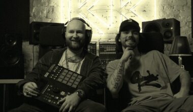 E.V. izdod singlu un videoklipu "Pasmaidi (4:56 AM)"