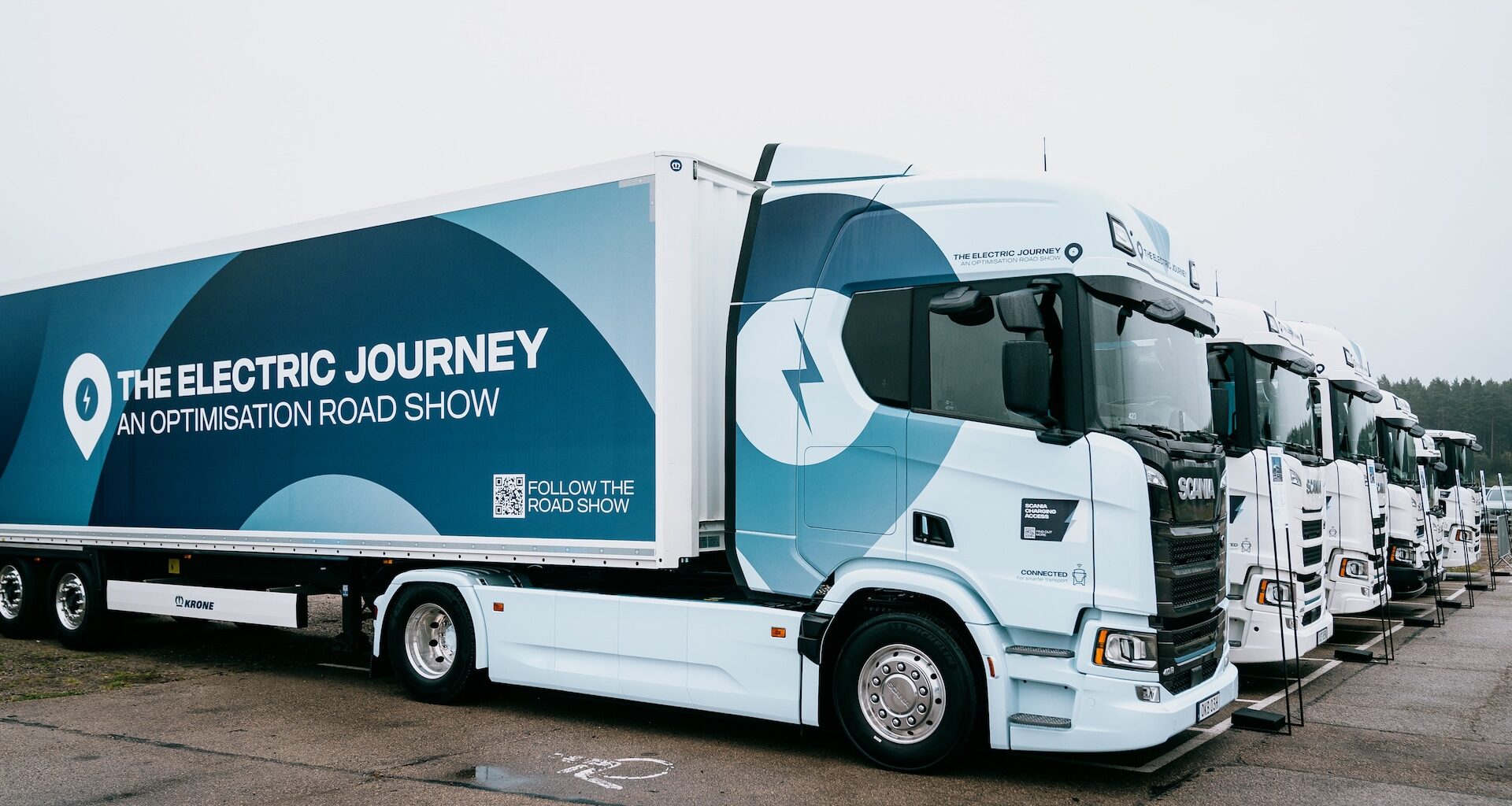 “Scania” elektrisko kravas auto Eiropas tūre piestāj Latvijā