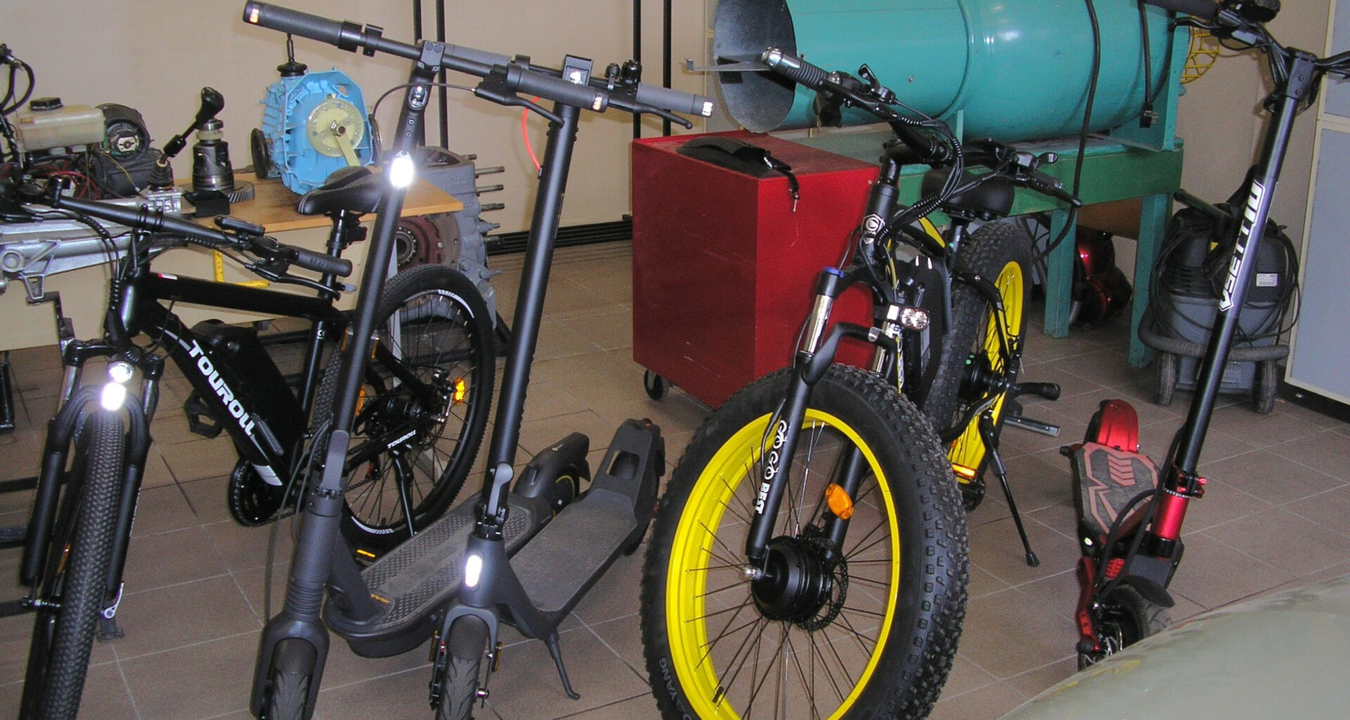 Universitāte iegādājusies elektrospēkratus, lai pētītu ilgtspējīgas mobilitātes risinājumus pilsētvidē