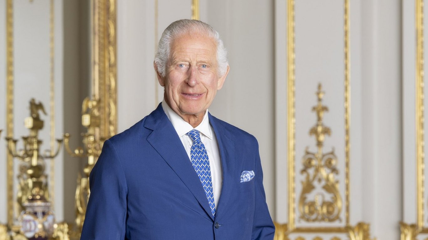 Karalis Čārlzs III atņems savam brālim Endrū prinča titulu un izliks no rezidences — Santa