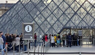 Luvras garnadži aiznesuši relikvijas 88 miljonu eiro vērtībā; muzejs atkal vēris durvis apmeklētājiem