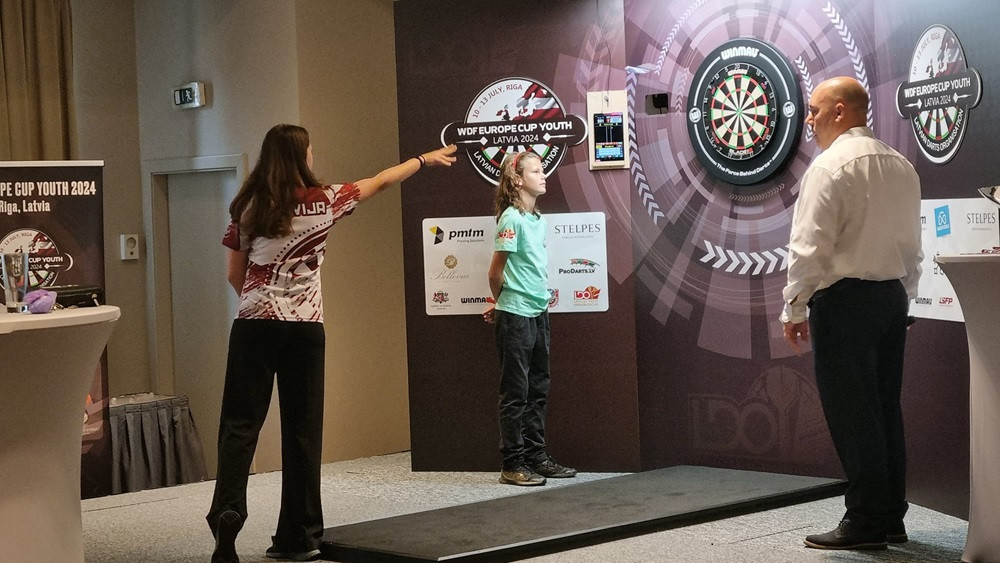 Roga trijniekā "Latvia open" šautriņu mešanā pieaugušajām un jaunietēm, Laumanis jauniešiem – Citi sporta veidi – Sportacentrs.com