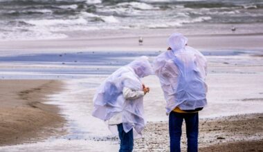 Meteorologi ziņo, ka Latvijai tuvojas ļoti rudenīgi laikapstākļi - tv3.lv