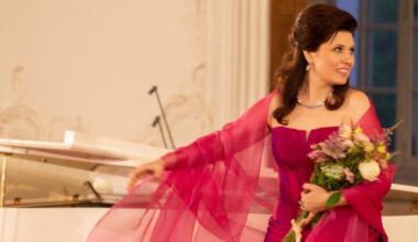 Operdziedātājai Rebekai piešķirts Francijas Nacionālais ordenis mākslā un literatūrā