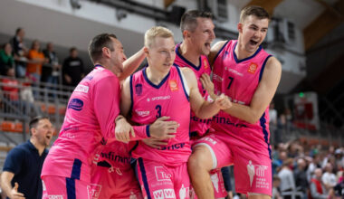 Zeļļi pretinieku līdzjutēju priekšā sarauj gabalos Igaunijas lepnumu "Kalev" – Basketbols – Sportacentrs.com
