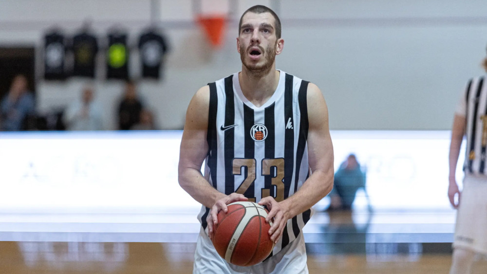 Linardam Jaunzemam double-double arī Islandes Premjerlīgas otrajā kārtā – Basketbols – Sportacentrs.com