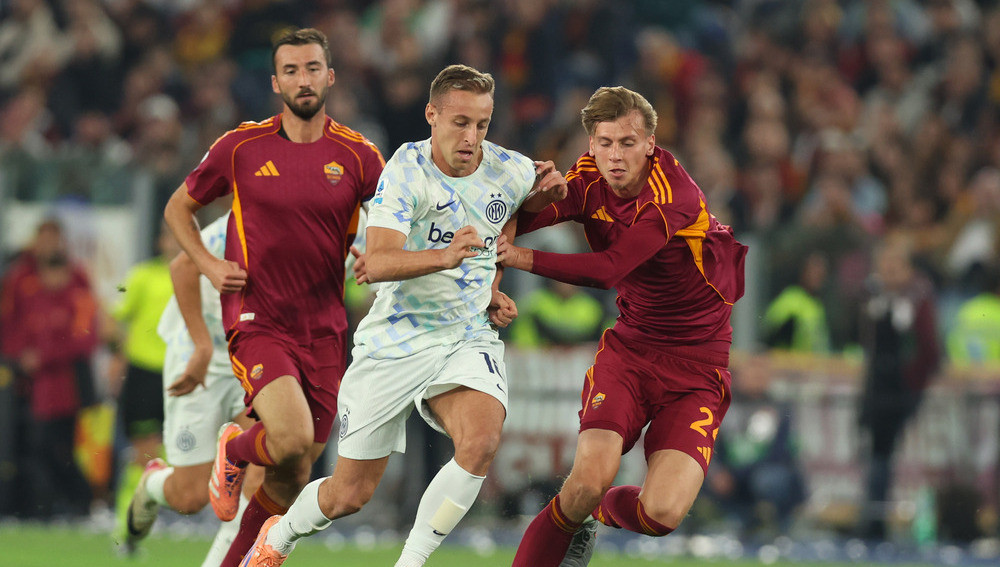 Zommers palīdz "Inter" pārspēt romiešus, "Torino" dramatiskā uzvara pret čempioni – Futbols – Sportacentrs.com