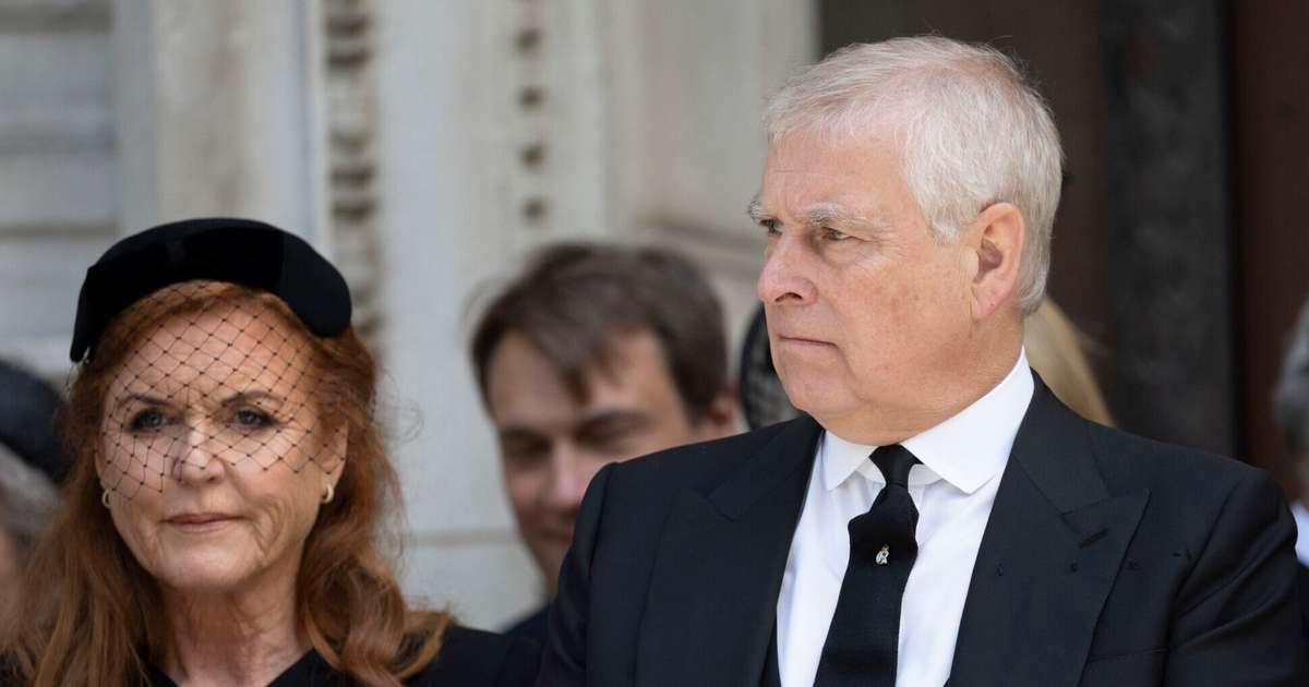 Karalis Čārlzs III atņems princim Endrū atlikušos titulus