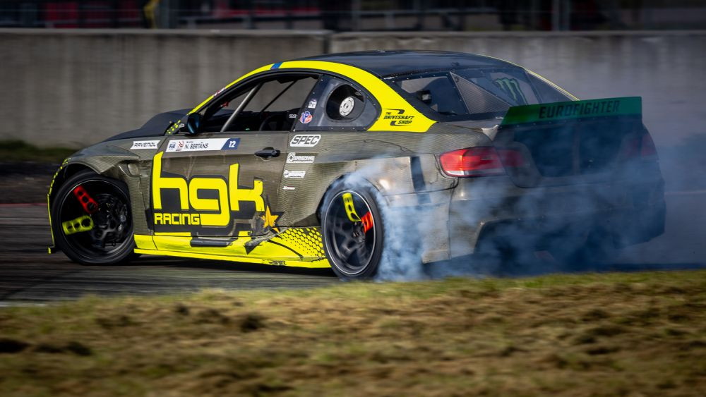 FIA Starptautisko drifta kausu izcīna Bertāns, Latvija uzvar Nāciju kausā – Motoru sports – Sportacentrs.com