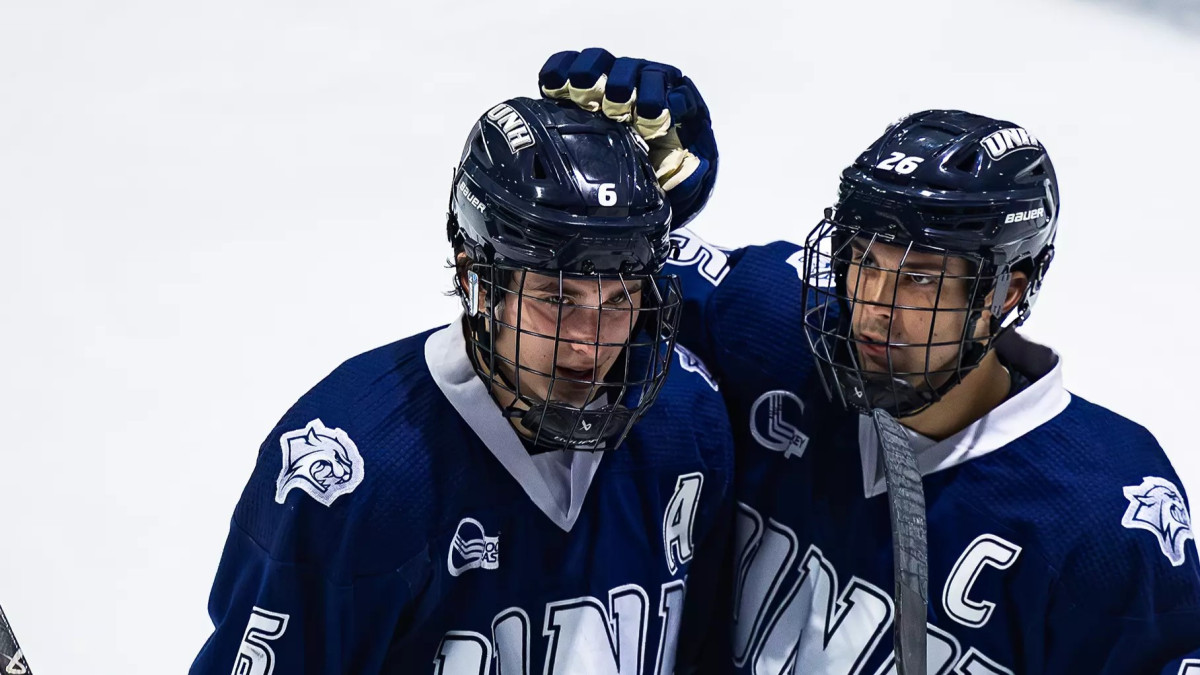 Martins Laviņš trešo gadu NCAA iesāk ar dažas sekundes pirms beigām izrautu uzvaru – Hokejs – Sportacentrs.com