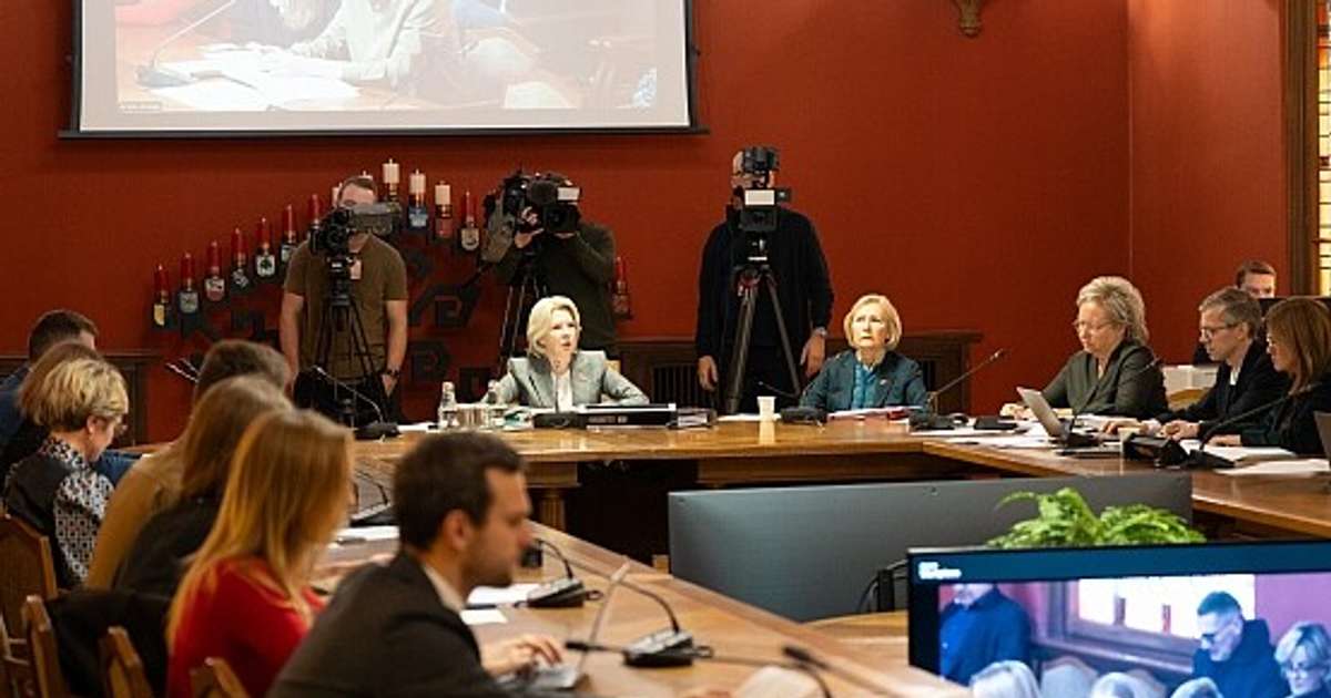 Saeimas komisija atbalsta likumprojektu par Latvijas izstāšanos no Stambulas konvencijas