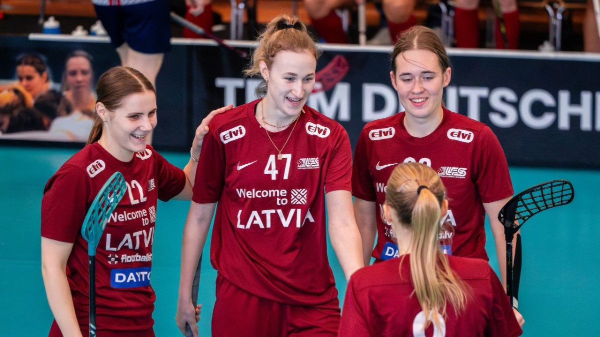 Sieviešu izlase piekāpjas norvēģietēm un finišē 3. vietā – Florbols – Sportacentrs.com