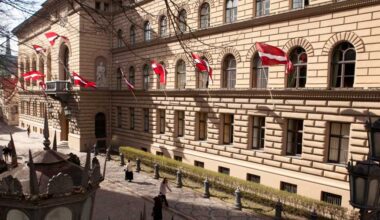 Konferencē Saeimā spriež, kā izglītības ceļā veidot stipru, atbalstītu un lemtspējīgu personību