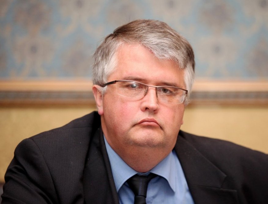 Valsts Akadēmiskā kora "Latvija" vadītājs atstāj amatu Valsts Akadēmiskā kora "Latvija" vadītājs atstāj amatu