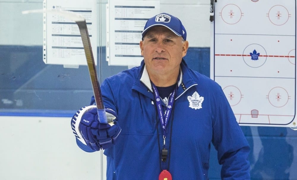 “Maple Leafs” treneris par līderu problēmām: Ja godīgi, esmu noguris no tā visa