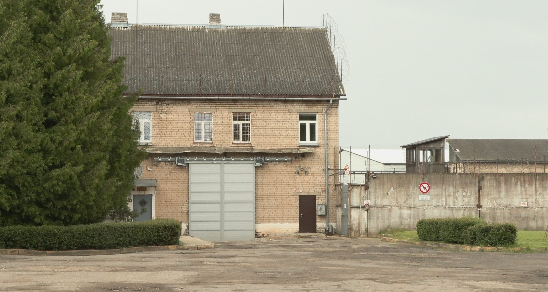 Ieslodzījuma vietu pārvaldei trūkst darbinieku – Jēkabpilī un citur Latvijā vairāk nekā 350 brīvu vietu / Jēkabpils Laiks: Jēkabpils ziņas