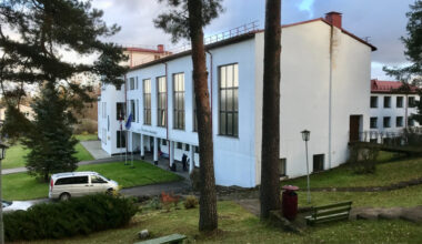 Pēc publiskās apspriedes Viesītes vidusskolas nākotne kļuvusi neskaidra / Jēkabpils Laiks: Jēkabpils ziņas