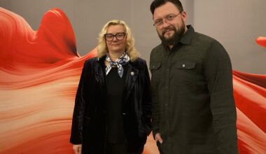 Gribētos, lai sabiedrība pieņemtu principu, ka grāmatu lasīšana ir stilīga / LR1 / / Latvijas Radio