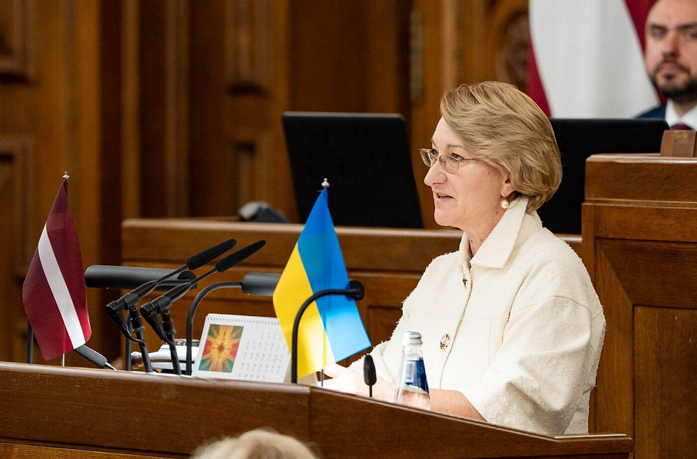 Saeimā uzklausa ziņojumu par paveikto un iecerēto darbību valsts valodas saglabāšanai / LR1 / / Latvijas Radio