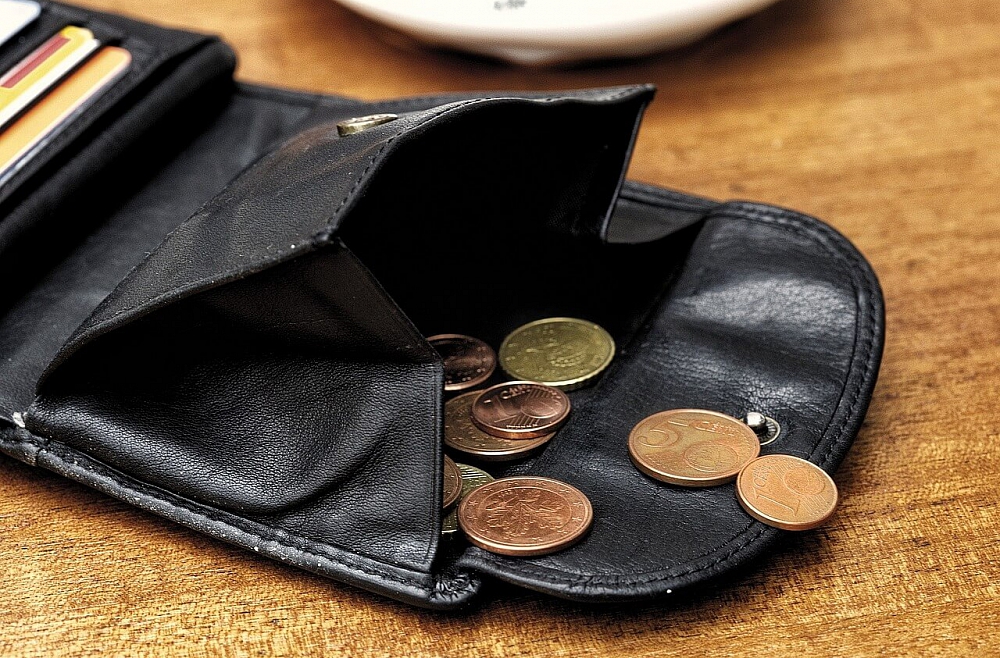 Rēzeknes tehnikumā gadiem sistemātiski pārskaitīta nauda nesaistītām personām / LR1 / / Latvijas Radio