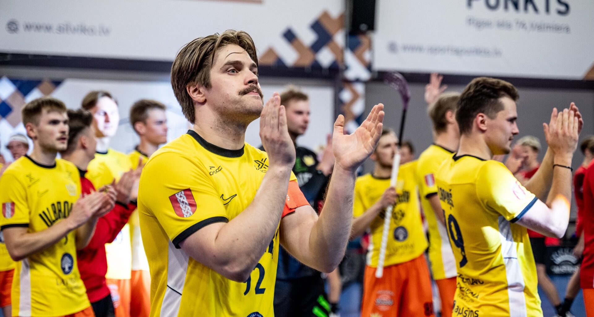 Latvijas Florbola savienība » LV » 2025/2026 » Jaunumi » "Masters Ulbroka/LU" pārspēj irlavniekus un atkal ir līderes godā