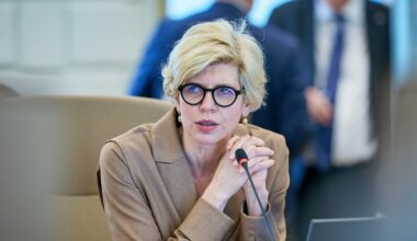 Izglītības un zinātnes ministre Anda Čakša