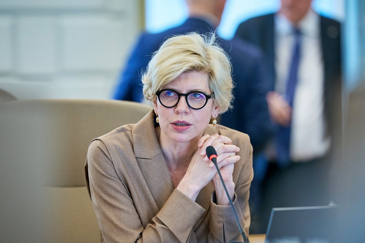 Izglītības un zinātnes ministre Anda Čakša