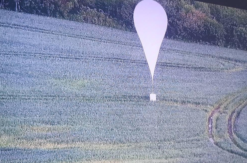 Ilustratīvs attēls: Kontrabandas cigarešu balons