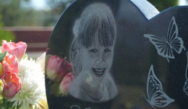 Justīnes Reinikovas kaps