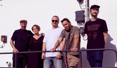 Daudz meiteņu un daži zēni. Jaunumi «Radio Naba» mūzikas topā / Raksts