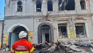 Krievija ar droniem uzbrukusi Harkivas bērnudārzam. LTV reportāža / Raksts