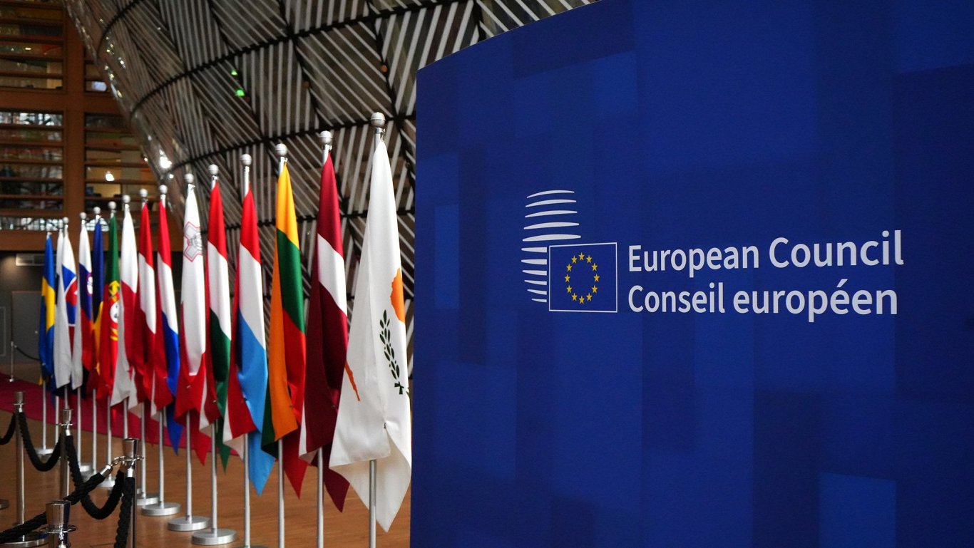 Eiropadomes samitā izceļas karstas diskusijas par reparāciju aizdevumu Ukrainai; lēmumu kavē Beļģija / Raksts