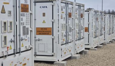 Ar bateriju sistēmu Rēzeknē uzkrās elektroenerģijas rezerves / Raksts