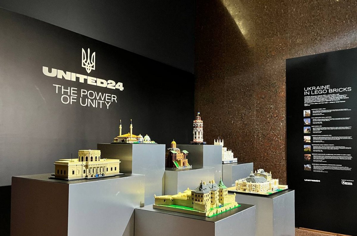 United24 projekts - izstādītie darbi Ukrainas Nacionālajā muzejā