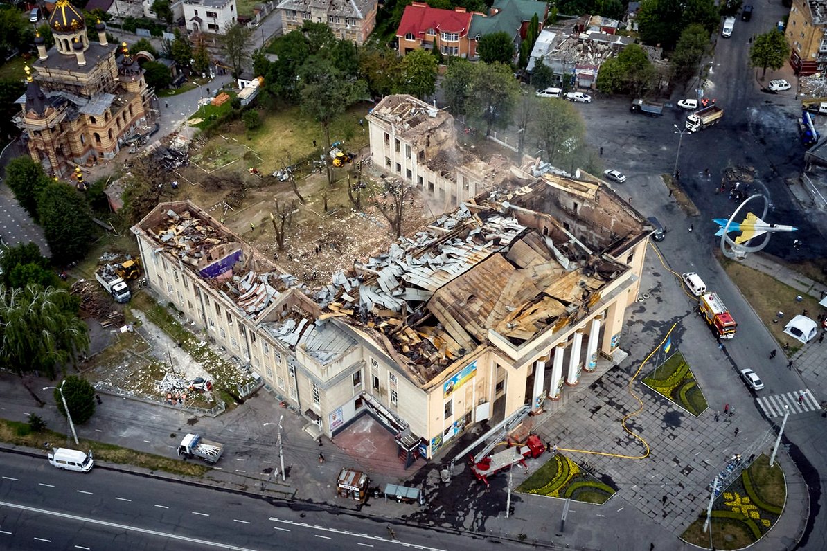 Iļja Zubaševs - Oficieru māja Viņņicā pēc uzbrukuma