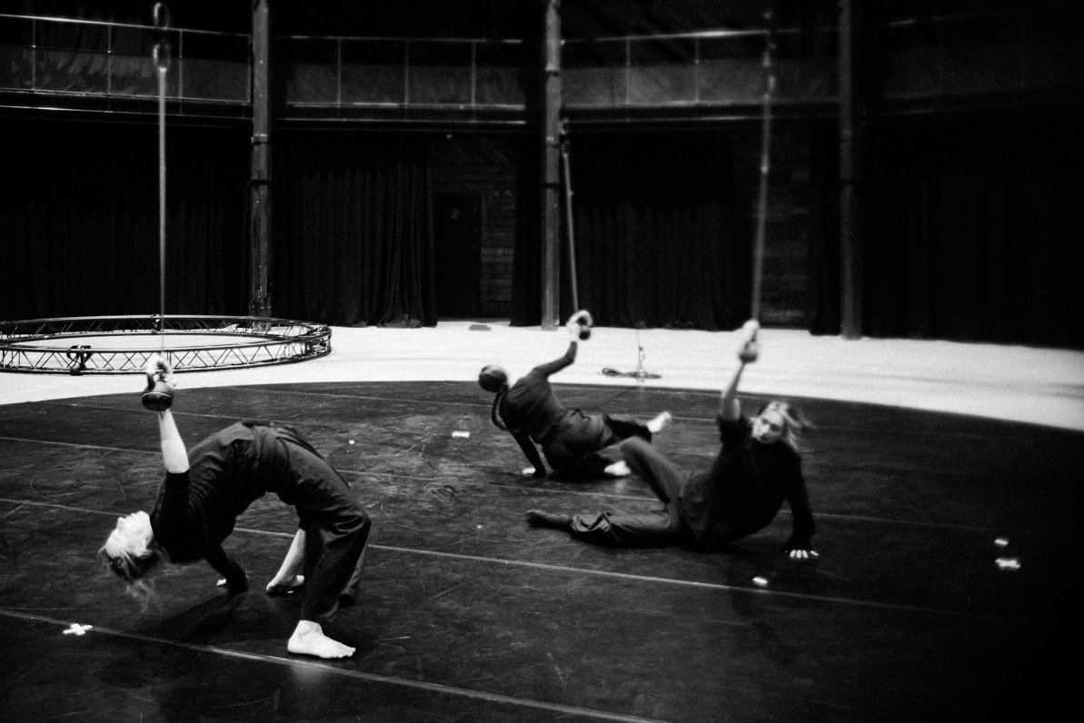 Izrāde "Made by person"