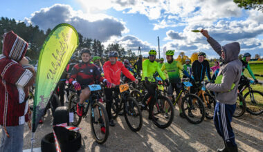 Smiltenes “Velo aplī” medaļas izcīna arī mājinieki