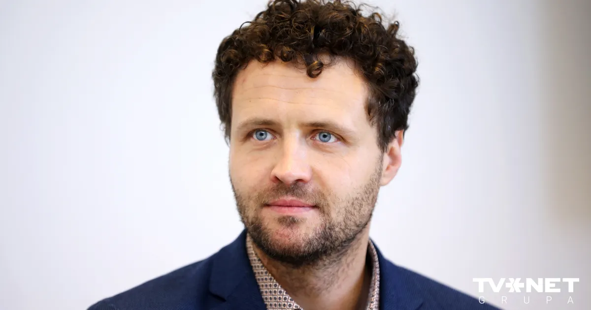 Dzintars Dreibergs izšķīries ar ilggadējo mīļoto un drīz kļūs par tēvu - Sejas.lv