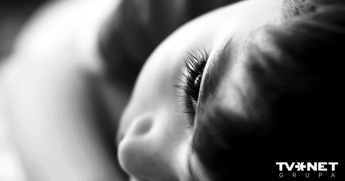 Sāk iztiesāt krimināllietu pret nosalušā zēna māti