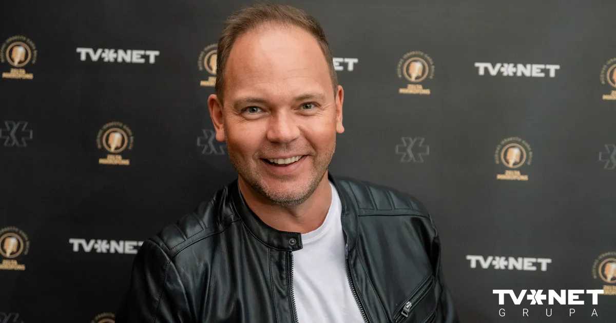 Dziedātājs Lauris Reiniks izziņo koncerttūri ''100% Lauris Reiniks''