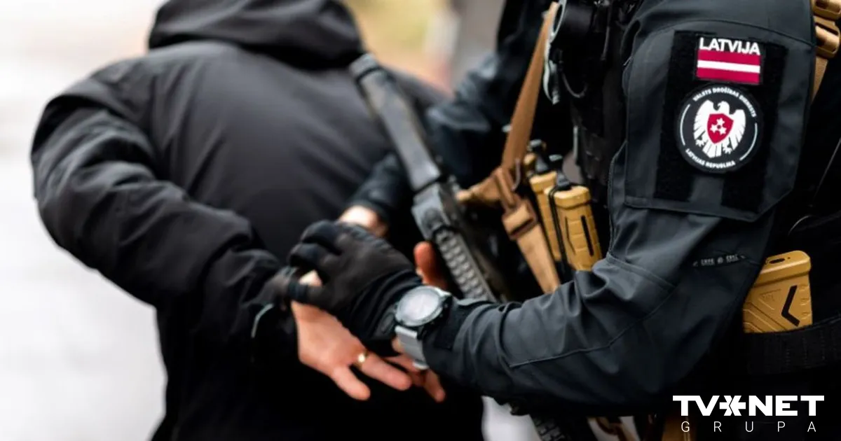 Latvijas pilsoni aiztur aizdomās par spiegošanu Krievijas militārā izlūkdienesta uzdevumā