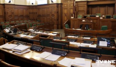 "Tie vecie oši ir jāgriež." Režisors Seņkovs par politiķiem