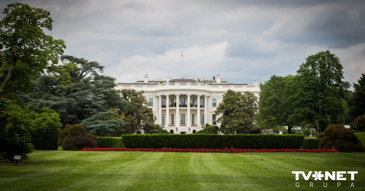 ASV nevar mūžīgi piegādāt Ukrainai ieročus, saka Baltā nama pārstāve