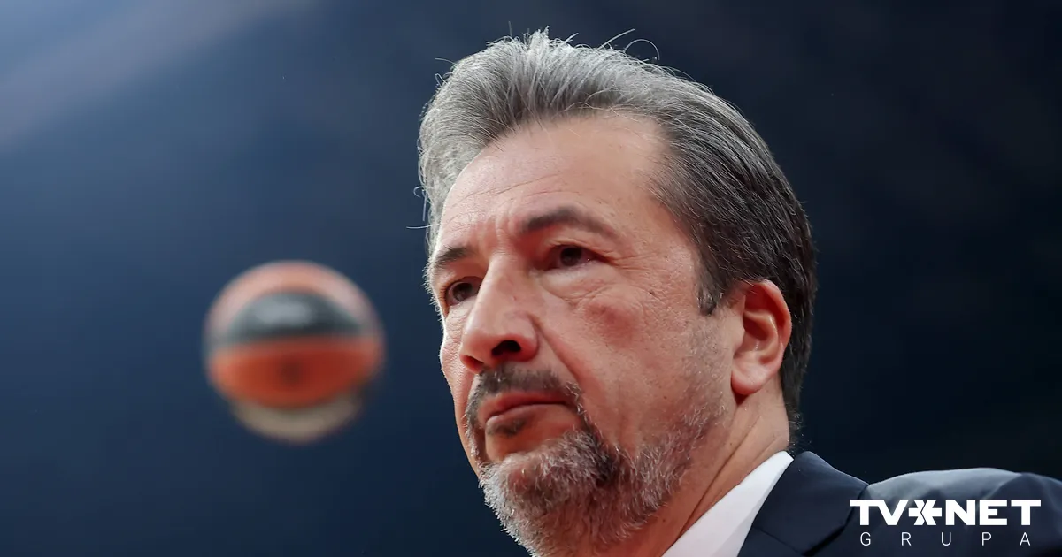 VIDEO ⟩ Banki vadībā Itālijas basketbolisti uzvar Lietuvu